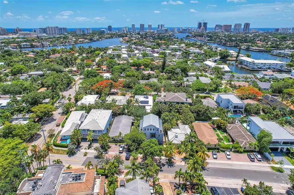 640 NE 17th Way Fort Lauderdale FL 33304