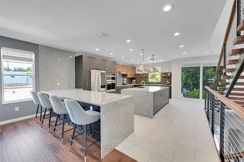 640 NE 17th Way Fort Lauderdale FL 33304