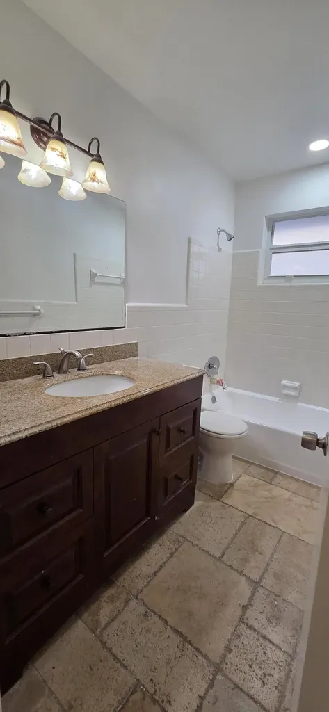 1951 NE 56th Street Fort Lauderdale FL 33308