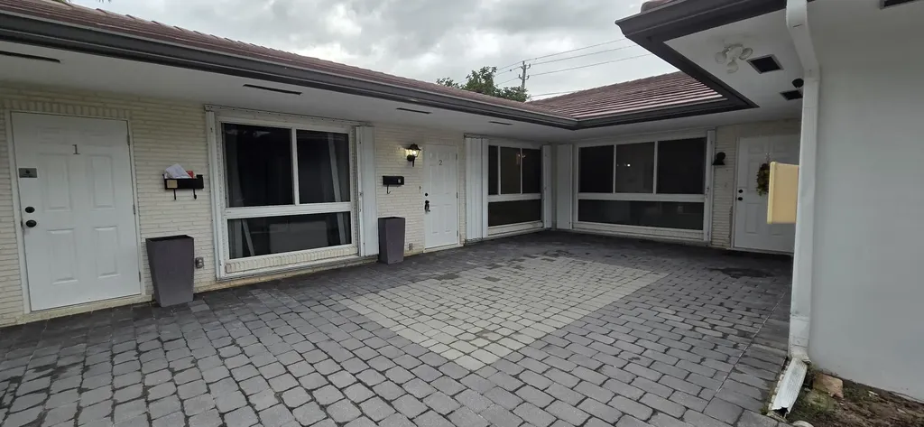 1951 NE 56th Street Fort Lauderdale FL 33308