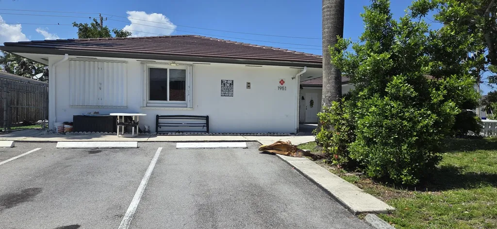 1951 NE 56th Street Fort Lauderdale FL 33308
