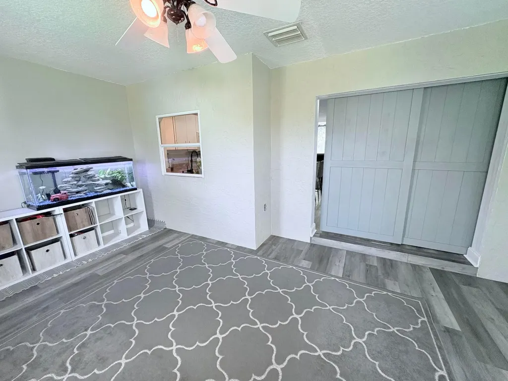 462 SE Cork Road Port St Lucie FL 34984