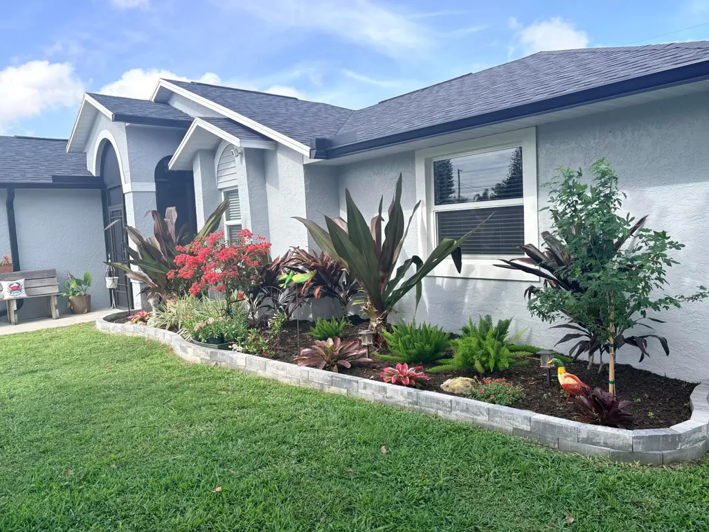 462 SE Cork Road Port St Lucie FL 34984