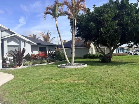 462 SE Cork Road Port St Lucie FL 34984