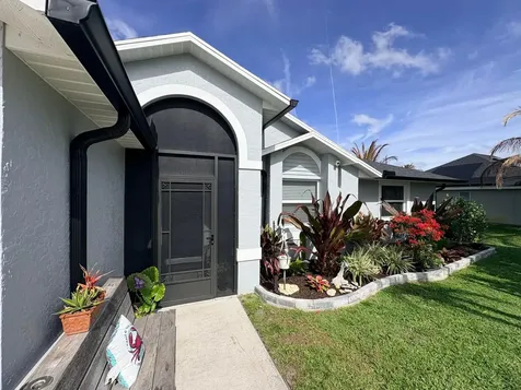 462 SE Cork Road Port St Lucie FL 34984
