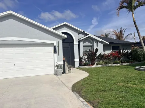 462 SE Cork Road Port St Lucie FL 34984