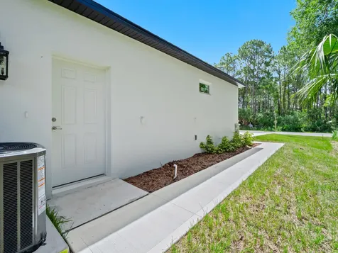 965 Quinn Street SE Palm Bay FL 32909