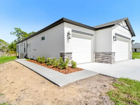965 Quinn Street SE Palm Bay FL 32909