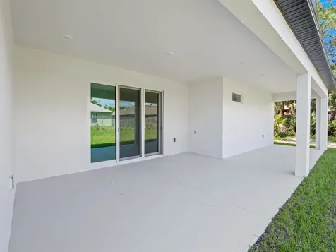 965 Quinn Street SE Palm Bay FL 32909