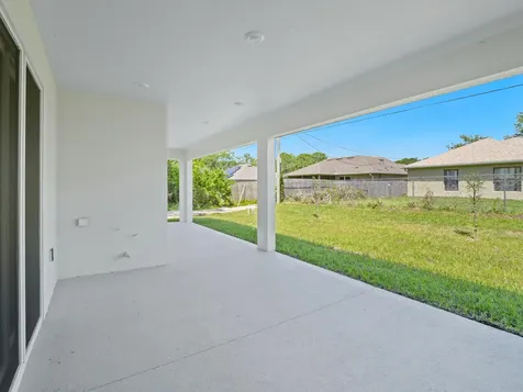 965 Quinn Street SE Palm Bay FL 32909