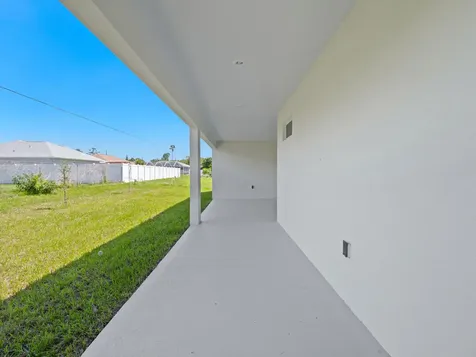 965 Quinn Street SE Palm Bay FL 32909