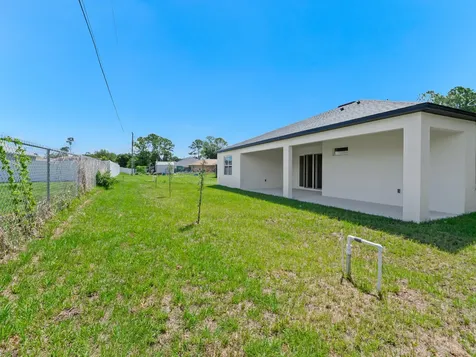 965 Quinn Street SE Palm Bay FL 32909