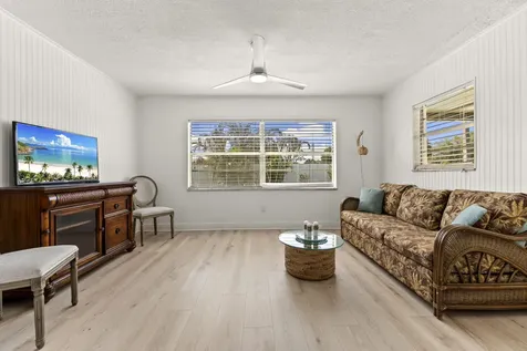 2503 Chesterfield Drive Fort Pierce FL 34982