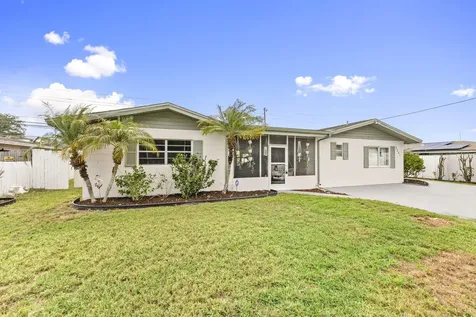 2503 Chesterfield Drive Fort Pierce FL 34982