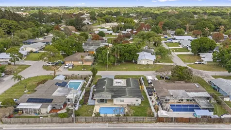 2503 Chesterfield Drive Fort Pierce FL 34982