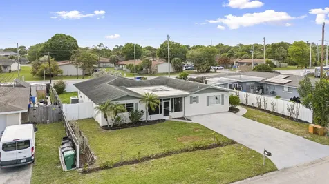 2503 Chesterfield Drive Fort Pierce FL 34982