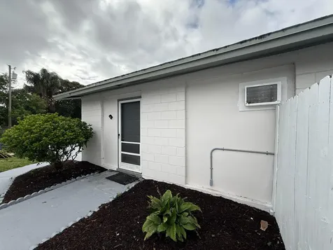 2503 Chesterfield Drive Fort Pierce FL 34982