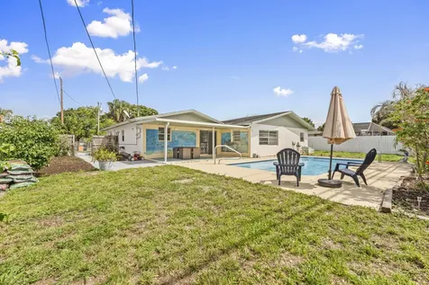 2503 Chesterfield Drive Fort Pierce FL 34982