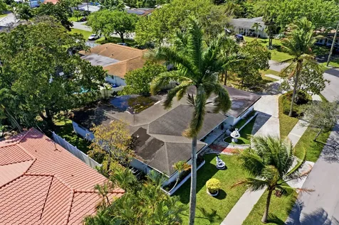 2732 NW 9th Terrace Wilton Manors FL 33311