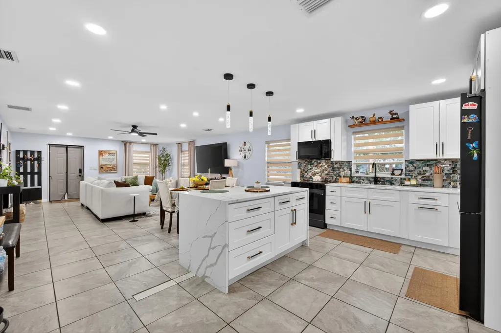 900 SW 12th Street Belle Glade FL 33430