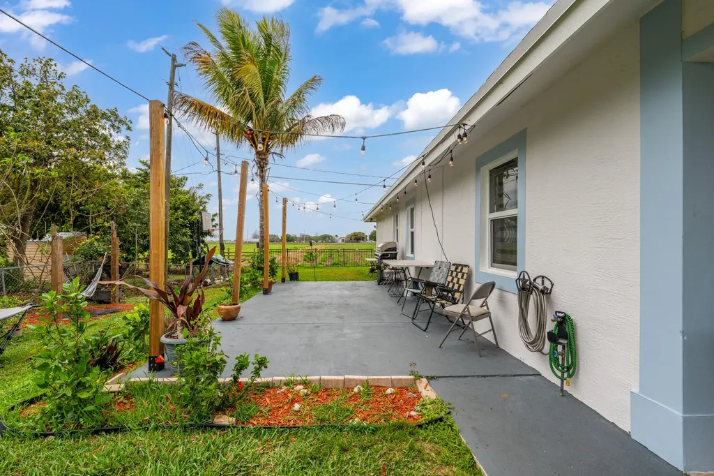 900 SW 12th Street Belle Glade FL 33430