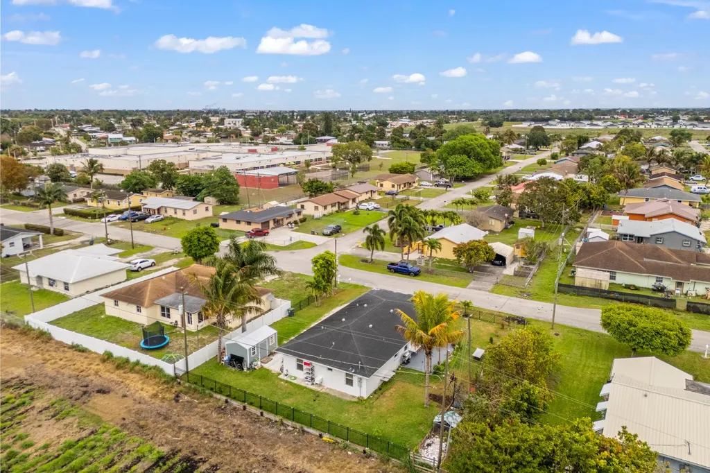 900 SW 12th Street Belle Glade FL 33430