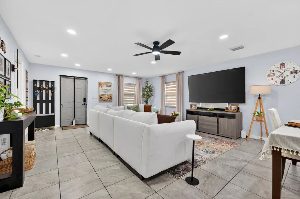 900 SW 12th Street Belle Glade FL 33430