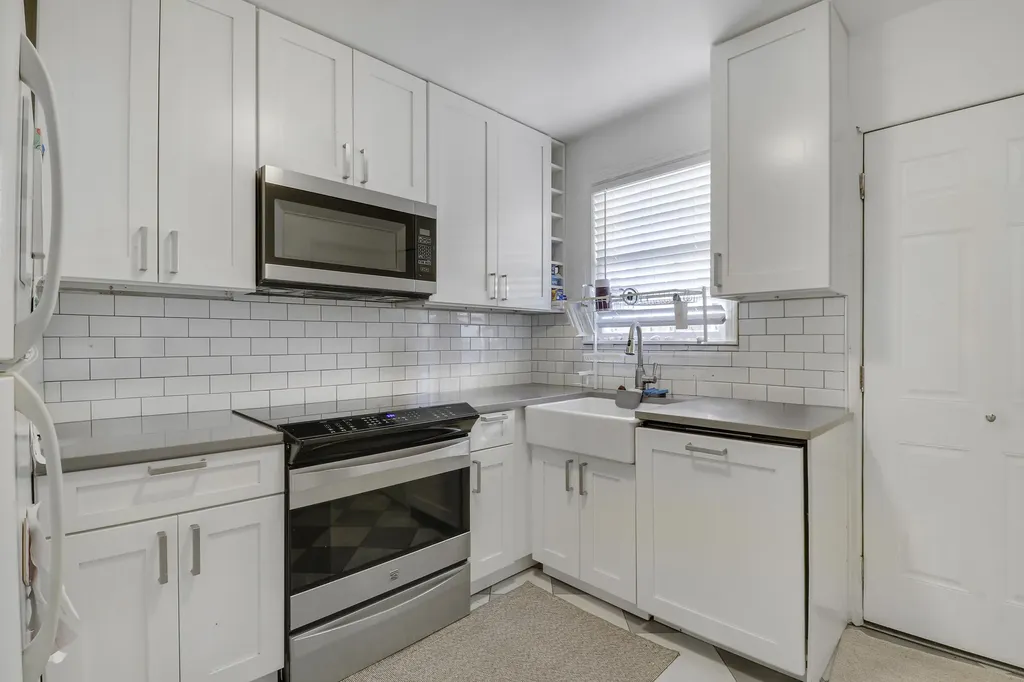 3619 Spruce Avenue West Palm Beach FL 33407