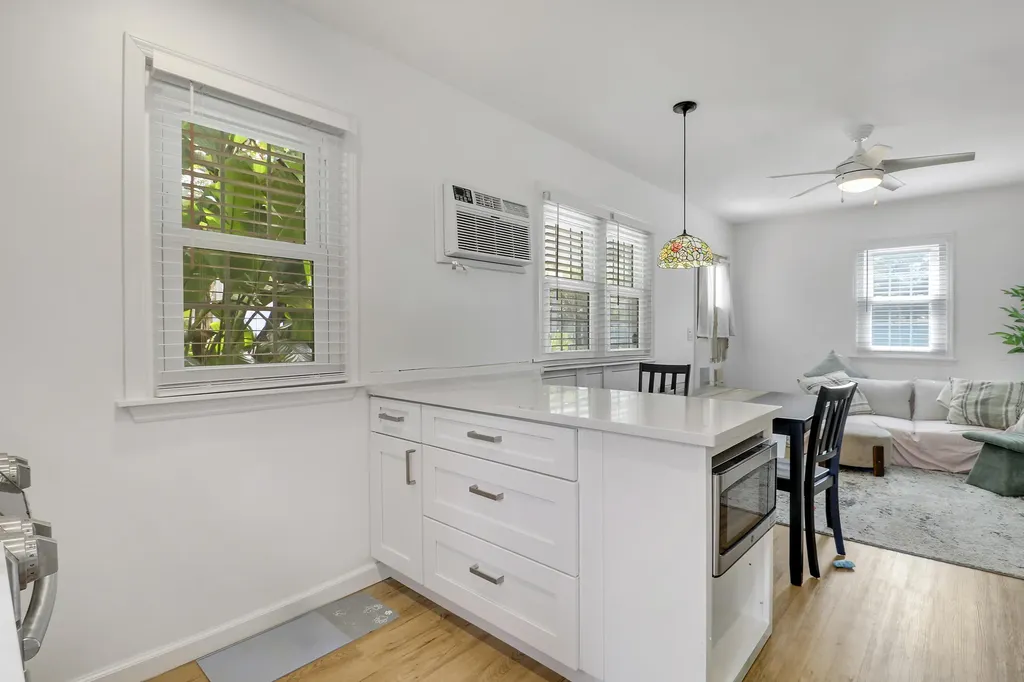 3619 Spruce Avenue West Palm Beach FL 33407