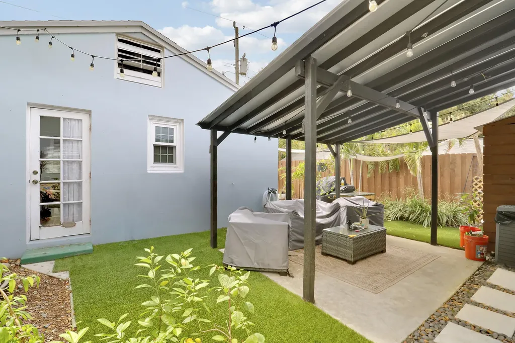 3619 Spruce Avenue West Palm Beach FL 33407