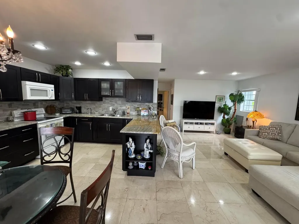 5505 N Ocean Boulevard Ocean Ridge FL 33435