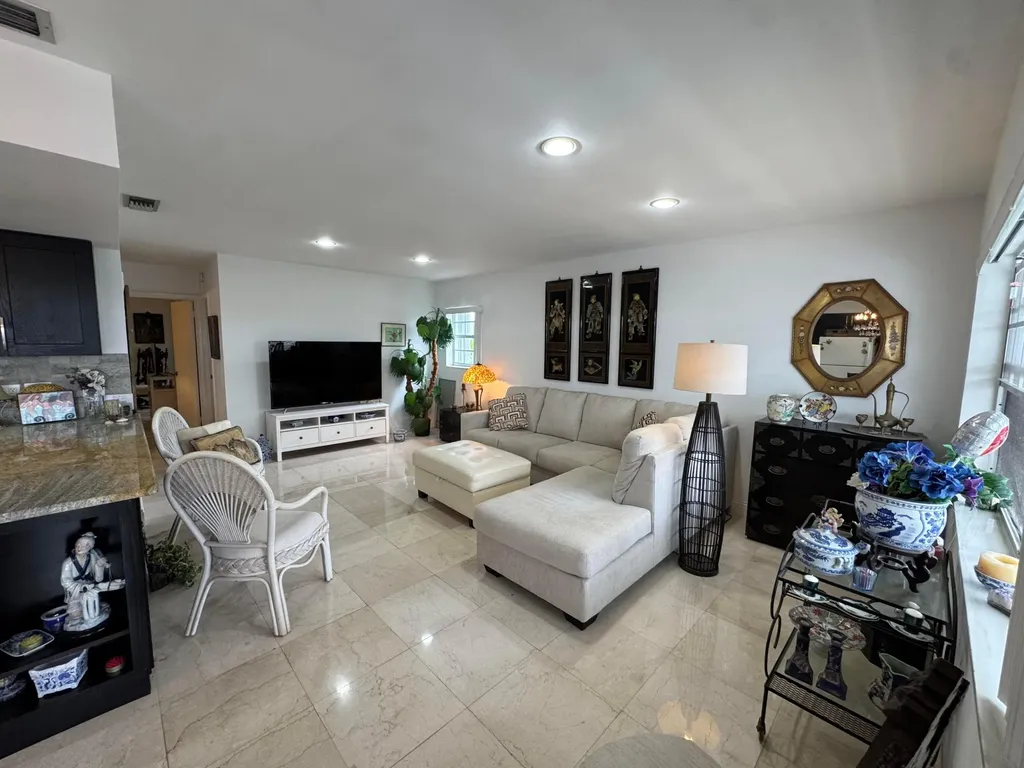 5505 N Ocean Boulevard Ocean Ridge FL 33435