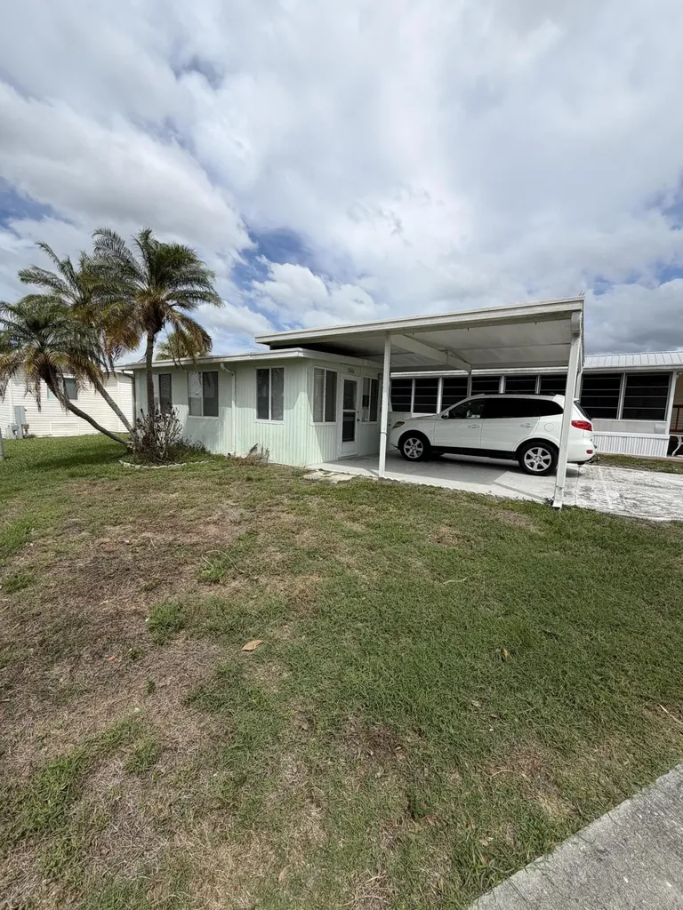 6657 SE 56th Lane Okeechobee FL 34974