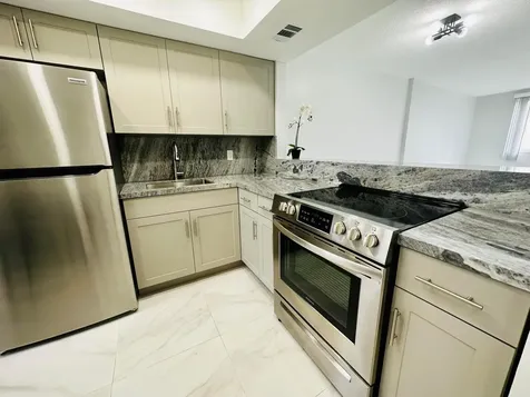 1333 E Hallandale Beach Boulevard Hallandale Beach FL 33009