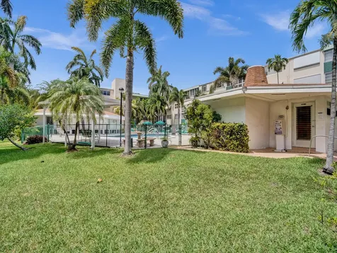 1333 E Hallandale Beach Boulevard Hallandale Beach FL 33009