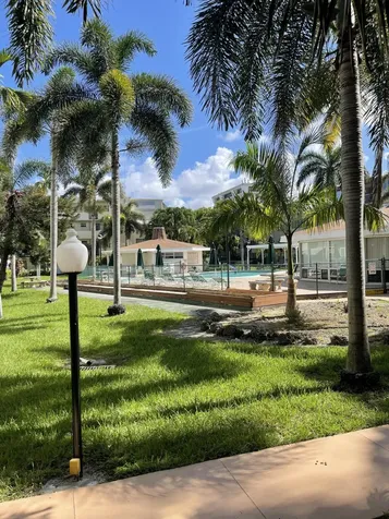 1333 E Hallandale Beach Boulevard Hallandale Beach FL 33009