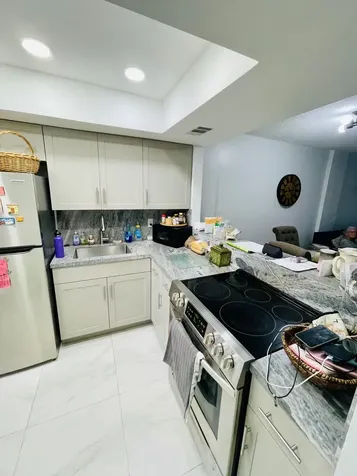 1333 E Hallandale Beach Boulevard Hallandale Beach FL 33009