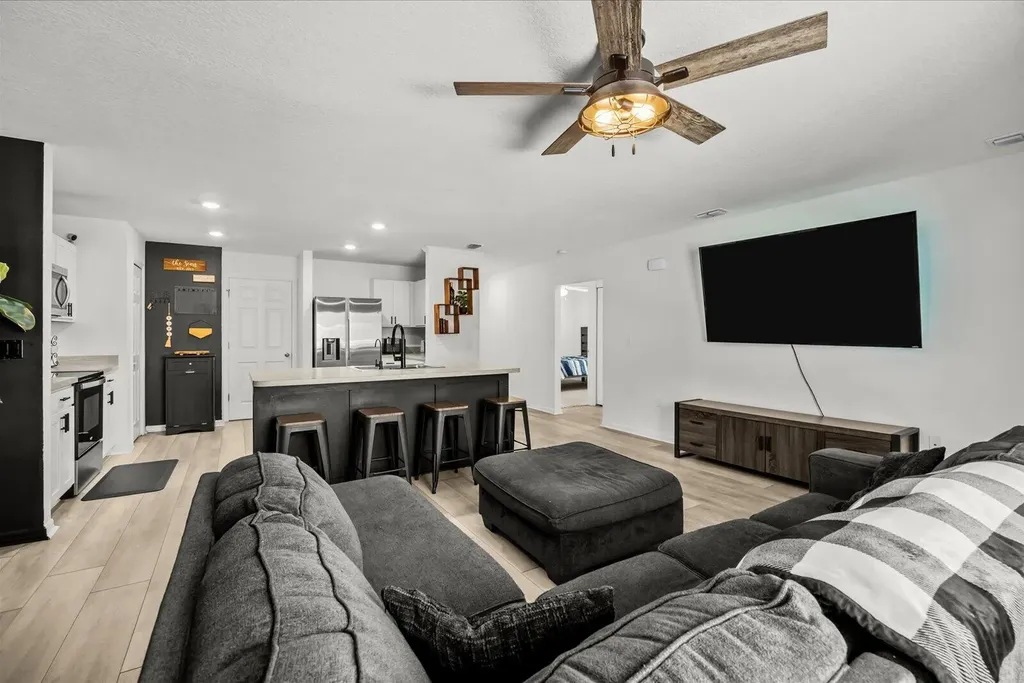 1610 SE Shepard Lane Port St Lucie FL 34983