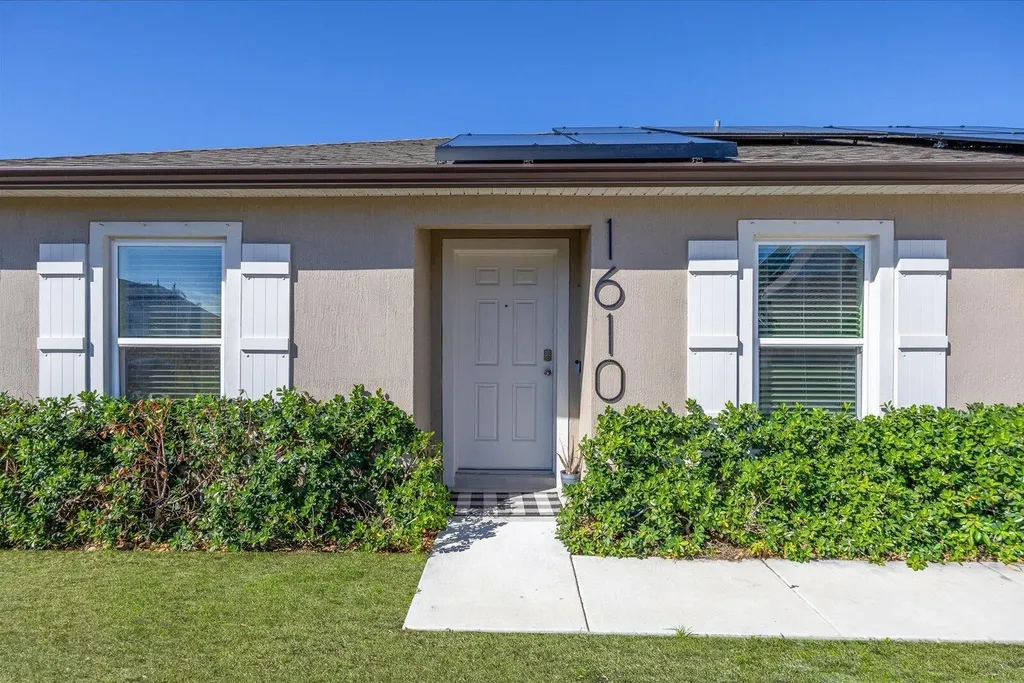 1610 SE Shepard Lane Port St Lucie FL 34983