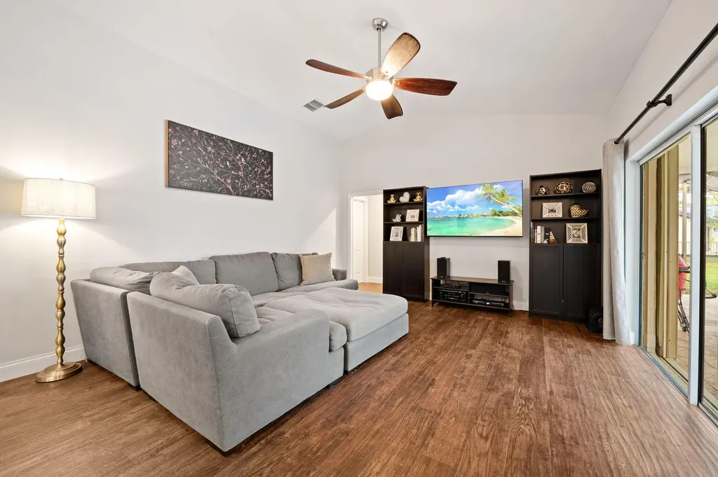 1738 Lindsey Court Wellington FL 33414