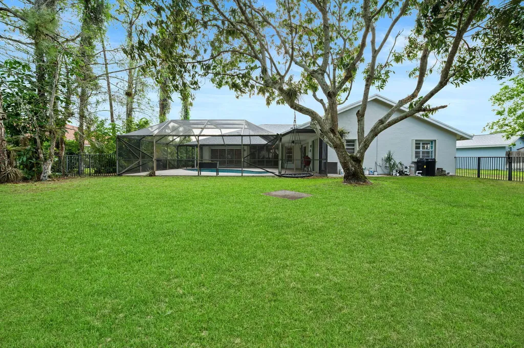 1738 Lindsey Court Wellington FL 33414