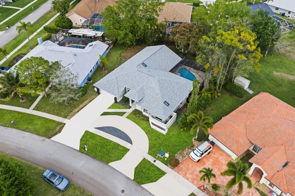 1738 Lindsey Court Wellington FL 33414