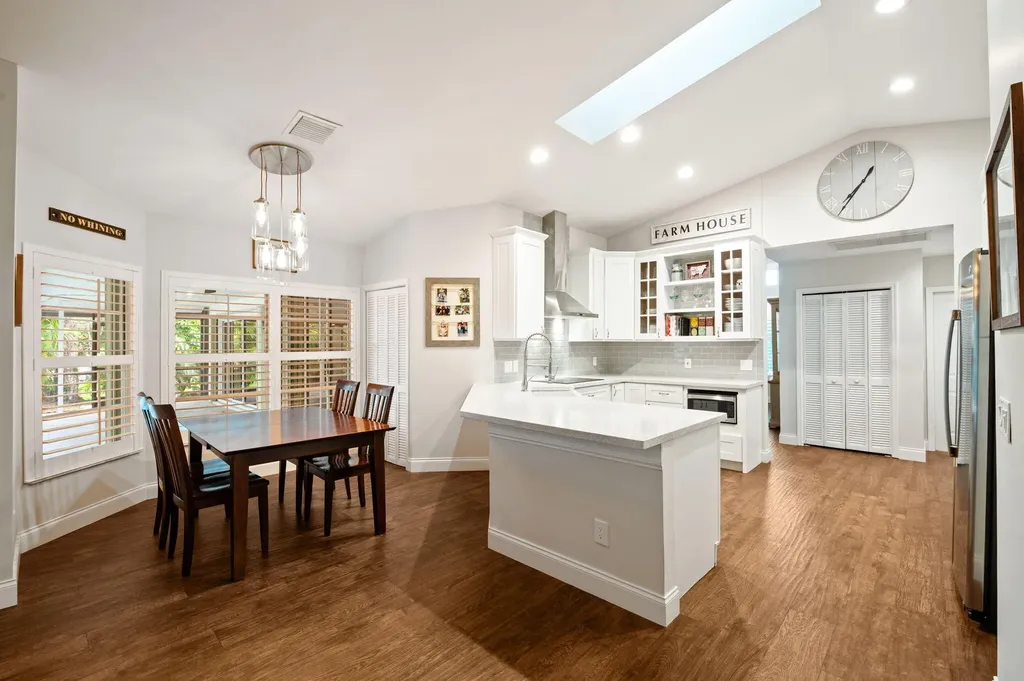 1738 Lindsey Court Wellington FL 33414