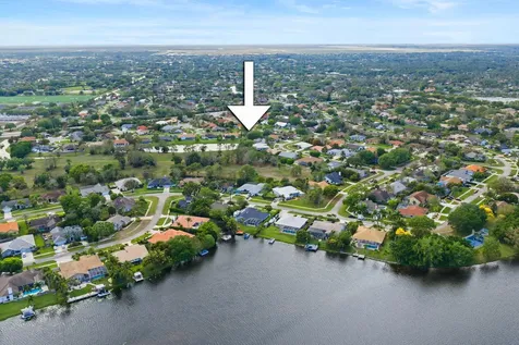 1738 Lindsey Court Wellington FL 33414