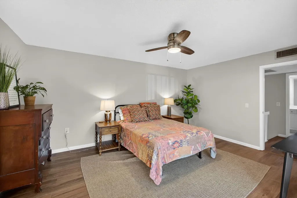 711 7th Lane Palm Beach Gardens FL 33418
