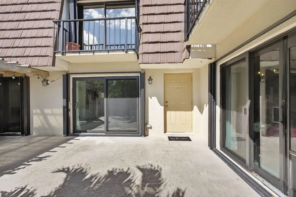 711 7th Lane Palm Beach Gardens FL 33418