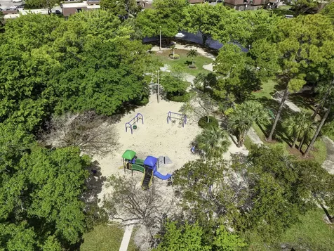 711 7th Lane Palm Beach Gardens FL 33418