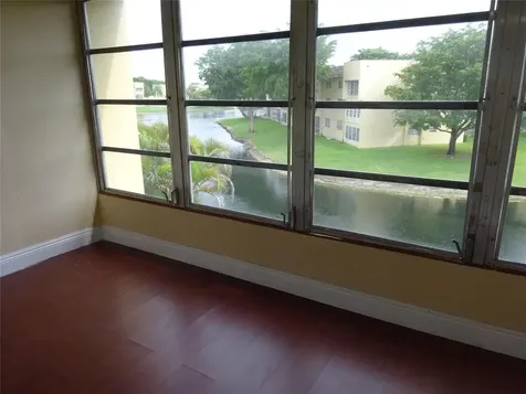 6050 NW 64th Avenue Tamarac FL 33319