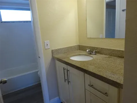6050 NW 64th Avenue Tamarac FL 33319