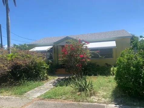 400 W Perry Street Lantana FL 33462